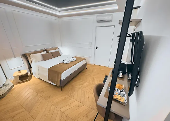 Boutique Suites - Palazzo Rodota 1683